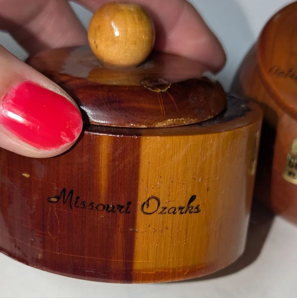 Set of two souvenir wood trinket boxes